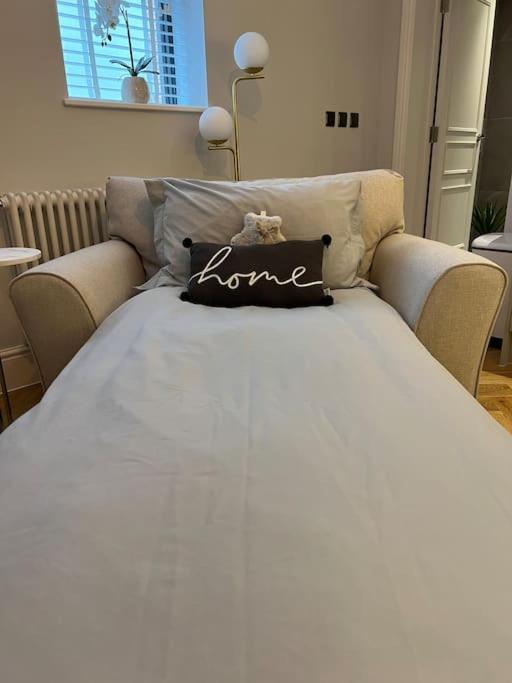 New Apartment, 10 Mins From Principality Stadium คาร์ดิฟฟ์ ภายนอก รูปภาพ